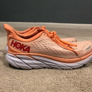 HOKA ONE ONE CLIFTON 8 RUNNING SHOES